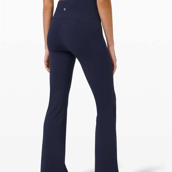 ☆ちよか☆ Lululemon Groove ヨガパンツネイビーXS（2） Lululemon Groove Super-High-Rise Flared Pant Nulu™ - True